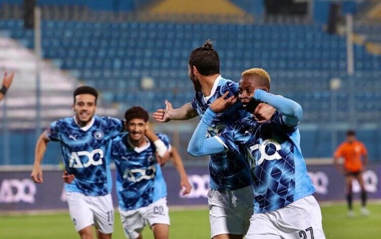 الكاف يفاجئ بيراميدز وصن داونز بقرار عاجل قبل نهائي أفريقيا