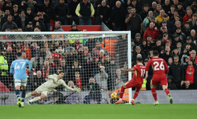 محمد صلاح يواصل إثارة الجدل حول مستقبله مع ليفربول