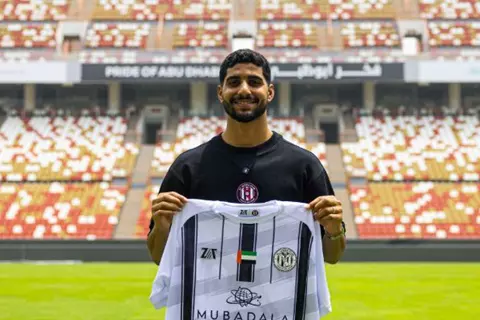 إبراهيم عادل يرحل عن الدوري الإماراتي إلى وجهة أوروبية